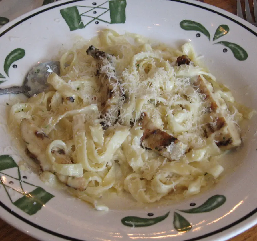 Olive Garden Fettuccine Alfredo Restaurant Recipe