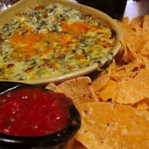 Applebee's Hot Artichoke and Spinach Dip Recipe