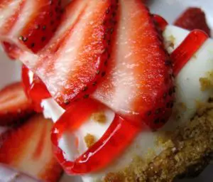 Bennigan's Strawberry Cheesecake Recipe