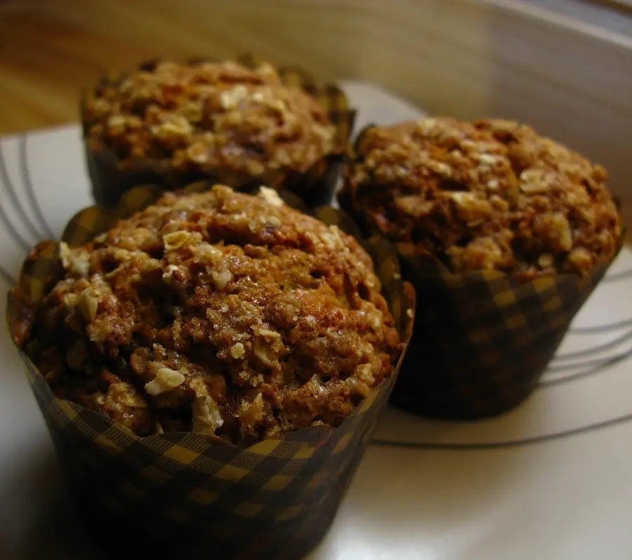 Mimi's Cafe Pineapple Coconut Crumb Muffins Recipe