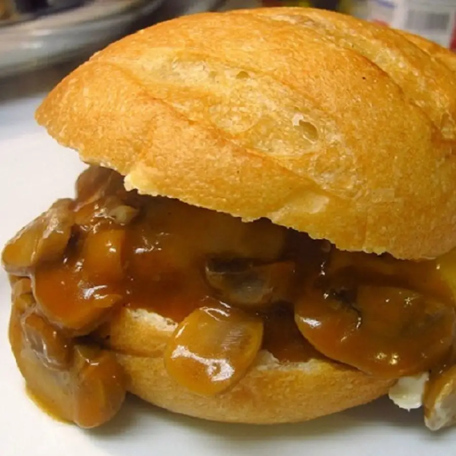 Hardee's Mushroom and Swiss Burger Recipe