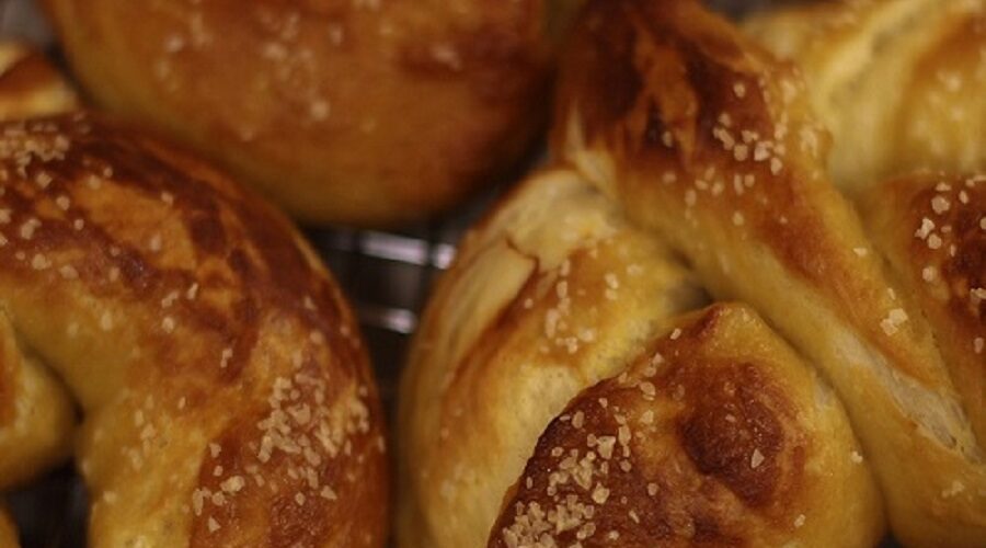 Auntie Anne's Soft Pretzels Recipe