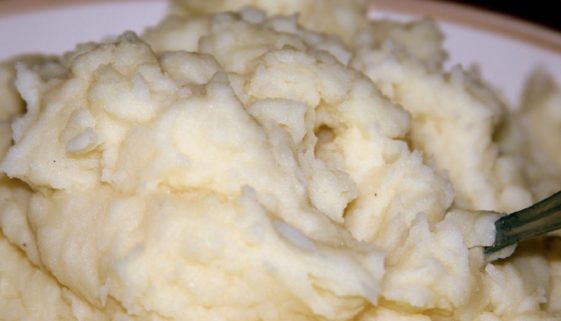 Bennigan's Garlic Mashed Potatoes Recipe