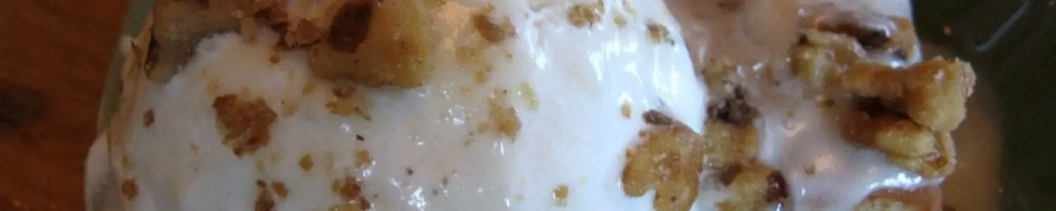 Applebee's Walnut Blondie With Maple Butter Sauce Recipe