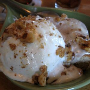Applebee's Walnut Blondie With Maple Butter Sauce Recipe