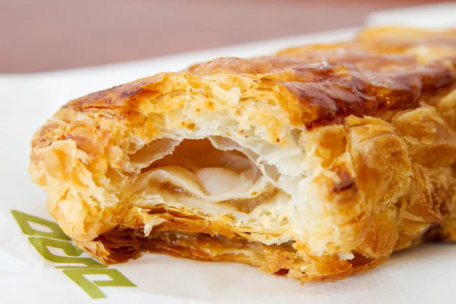 Mimis Cafe French Apple Turnover Recipe