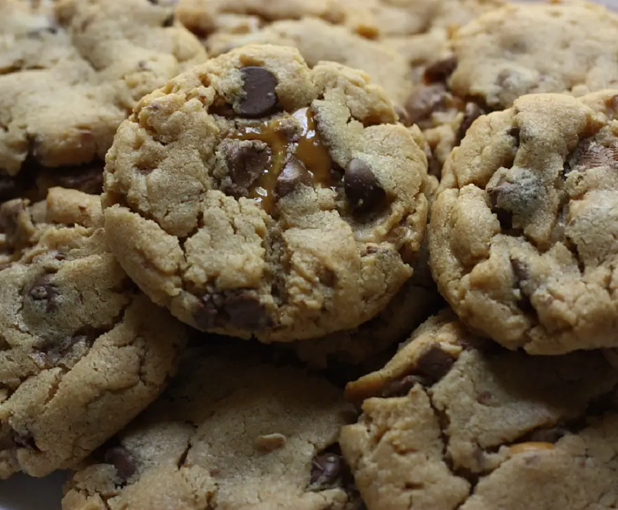 Oh-So-Easy Snickers Cookies Recipe