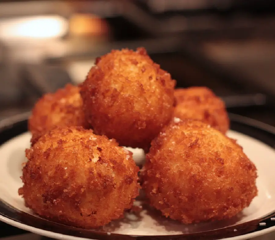Abuelo's Jalapeno Cheese Fritters Recipe