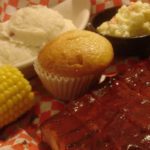 Famous Dave's Corn Bread with Honey Jalapeño Glaze Recipe