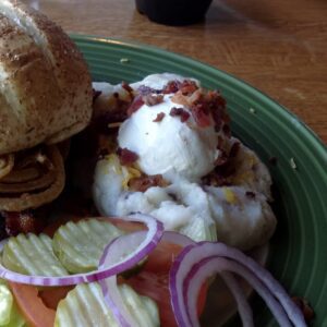 Applebee's Bacon Scallion Mashed Potatoes Recipe