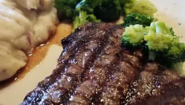 Applebee's Roasted Garlic Sirloin Steak Recipe