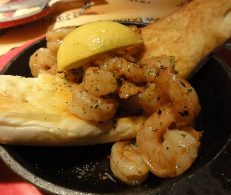 Shrimp Bubba Gump Copykat Recipes Recipe Cajun Gumps Seafood Spiced Spicy Makes Movie But Copycat Orleans Yummly Fish Chocolates Box