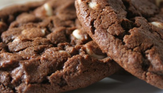 Paradise Bakery Black & White Cookies Recipe