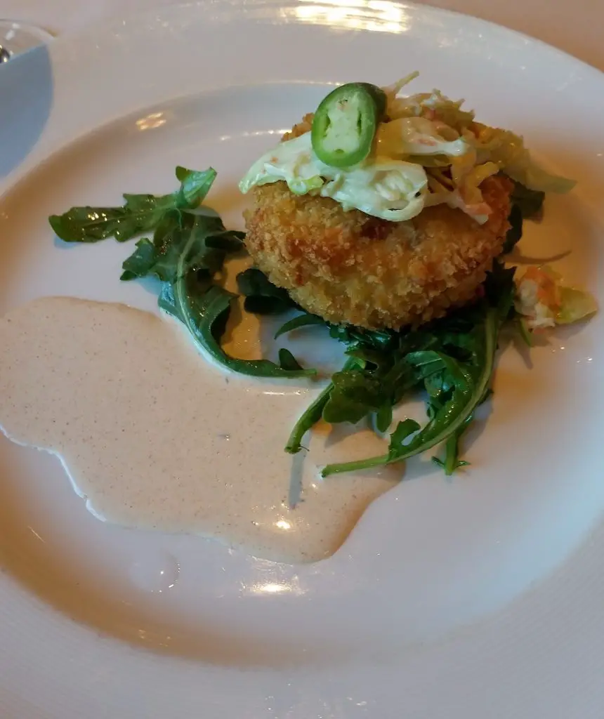 Village Tavern Panko Crusted Maine Crab Cakes Recipe