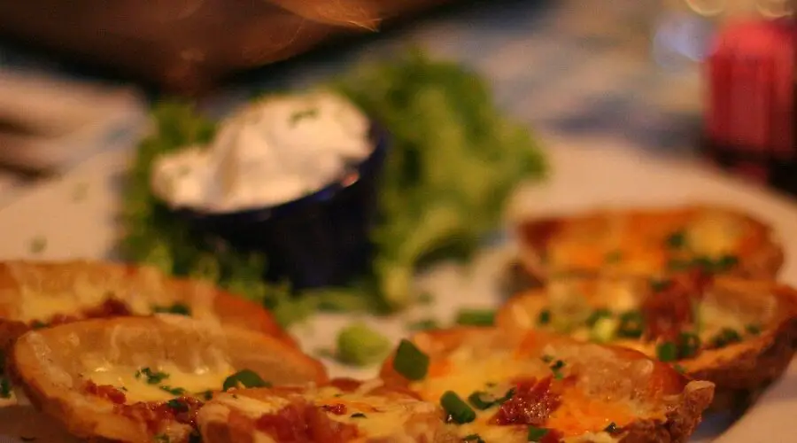 Cattleman's Steakhouse Loaded Potato Skins Recipe