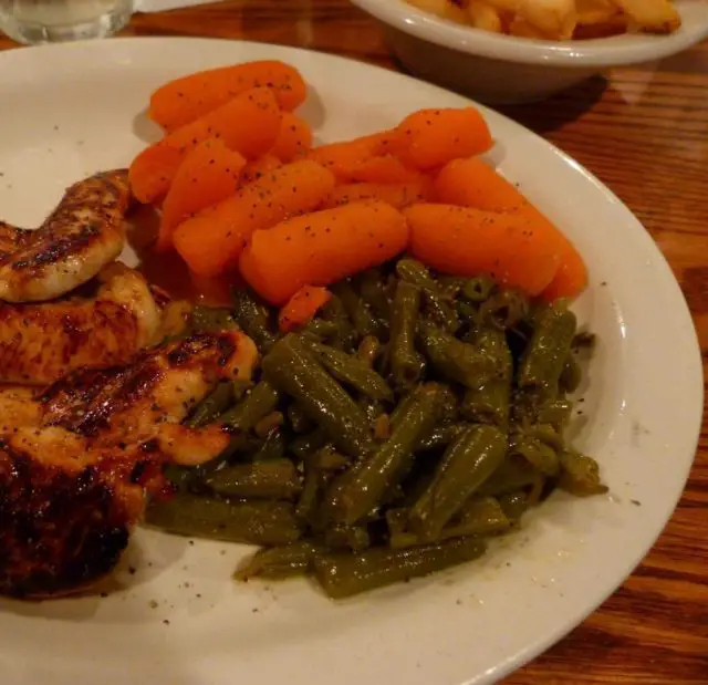 Cracker barrel green beans recipe secret copycat restaurant recipes