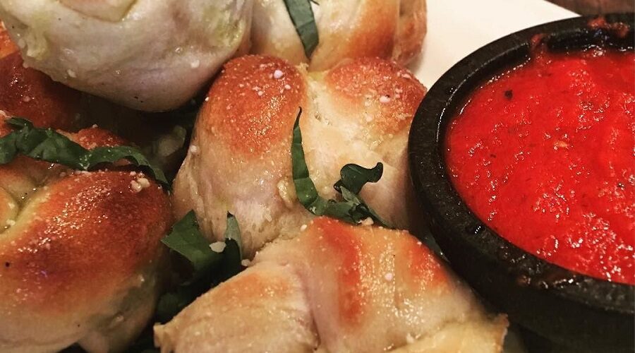 BJ's Restaurant & Brewhouse Garlic Knots Recipe