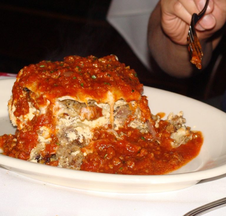 Maggiano's Little Italy Lasagna Recipe Secret Copycat Restaurant Recipes