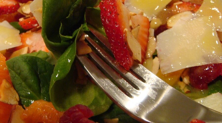 BJ's Restaurant & Brewhouse Honey Vinaigrette Recipe