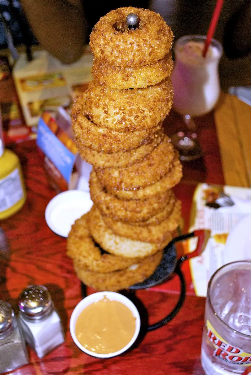 Red Robin Towering Onion Rings Recipe