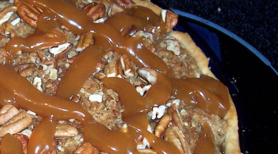 Saltgrass Steakhouse Caramel Pecan Apple Pie Recipe