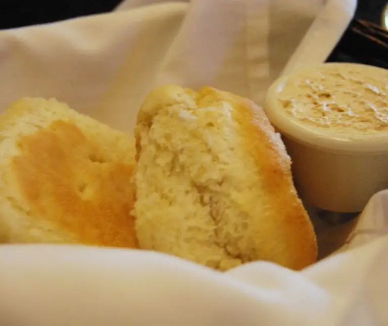 Lucille's Smokehouse BBQ Buttermilk Biscuits and Honey Apple Butter