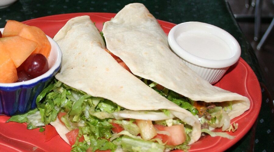 Uncle Julio's Spicy Tuna Tacos Recipe