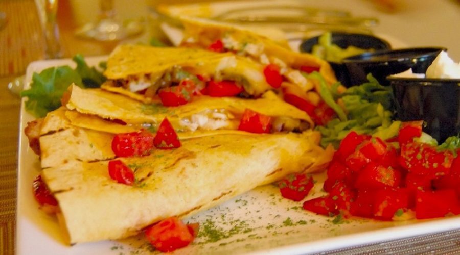 Abuelo's Green Chile Chicken Quesadilla Recipe