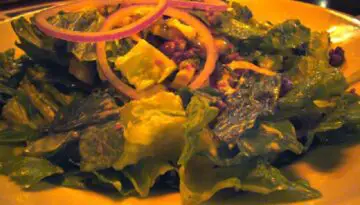 Dave and Buster's Spinach Salad Recipe