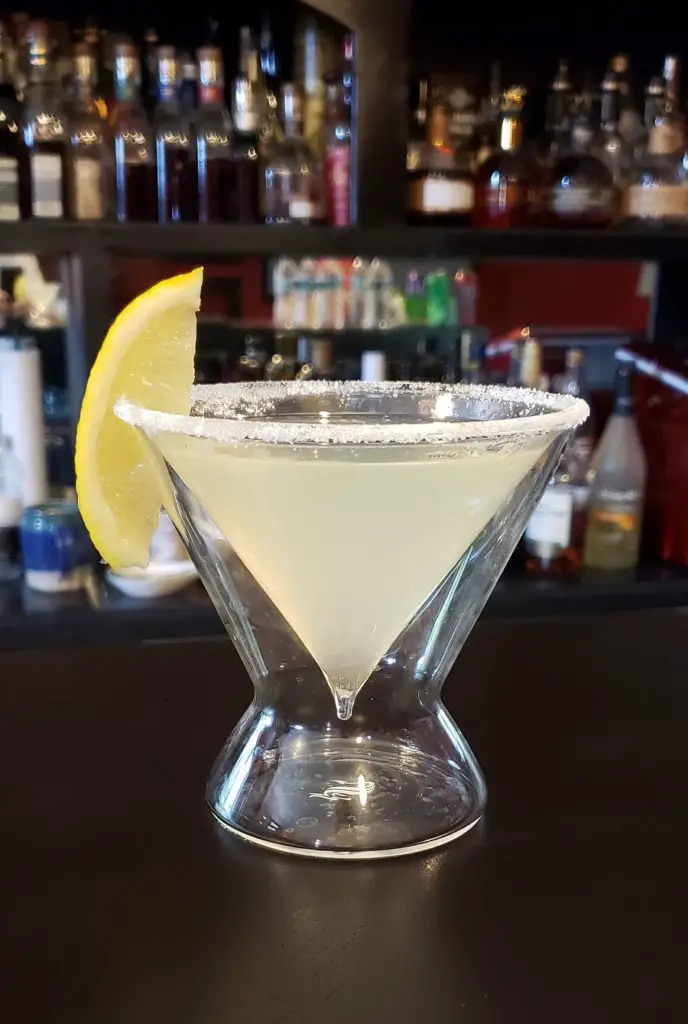 After-Work Lemon Drop Featuring Crofton Ribbed Martini Glasses 🍸 : r/aldi