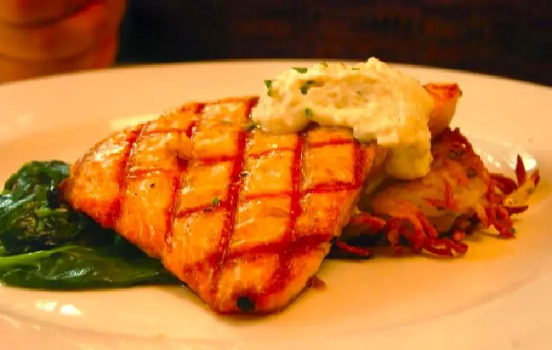 Red Lobster Grilled Salmon with Honey Dijon Sauce Recipe