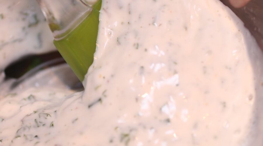 California Pizza Kitchen Garden Herb Ranch Salad Dressing Recipe