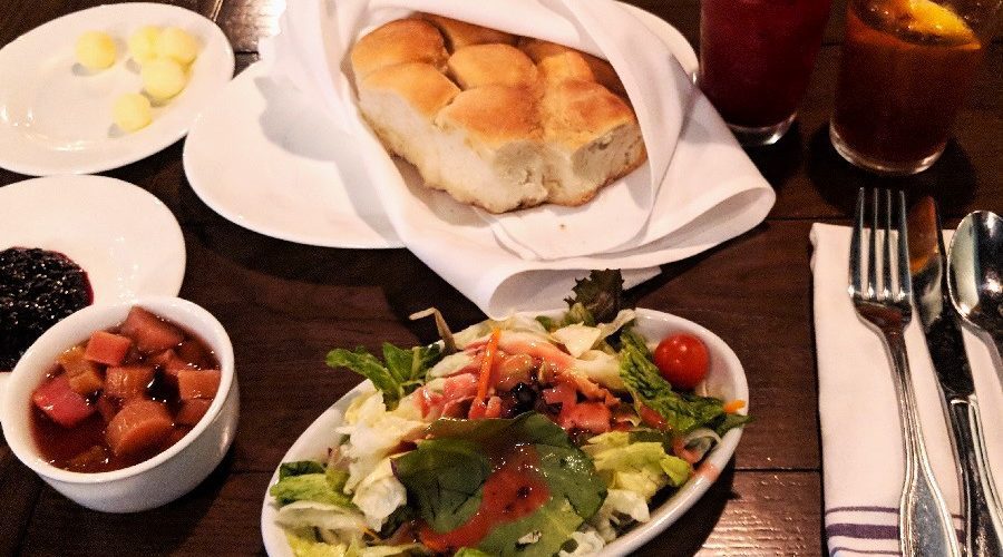 Knott's Berry Farm Raspberry Salad Recipe