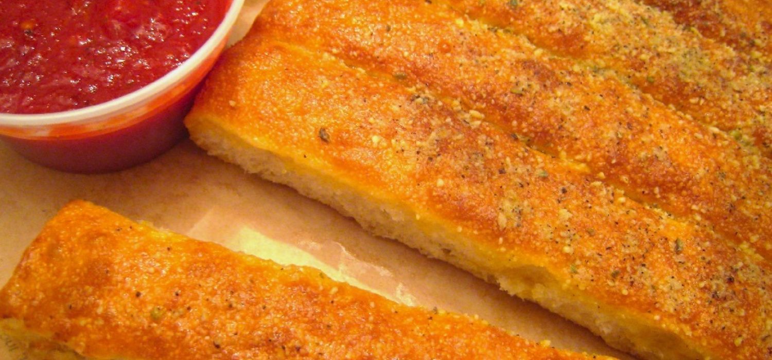 Pizza Hut Breadsticks Recipe - Secret Copycat Restaurant Recipes