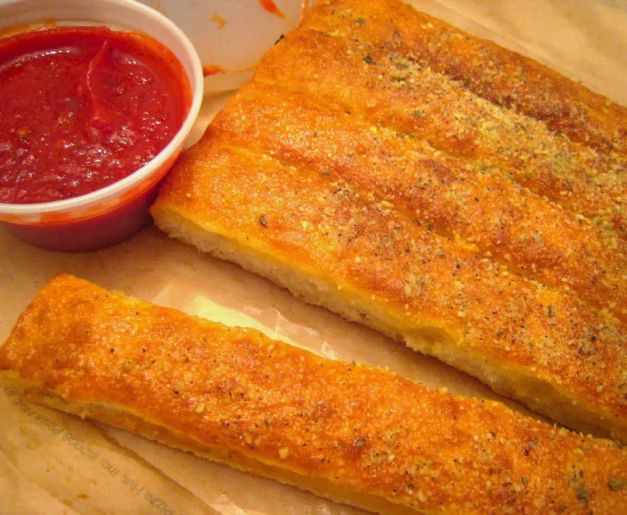 Pizza Hut Breadsticks Recipe