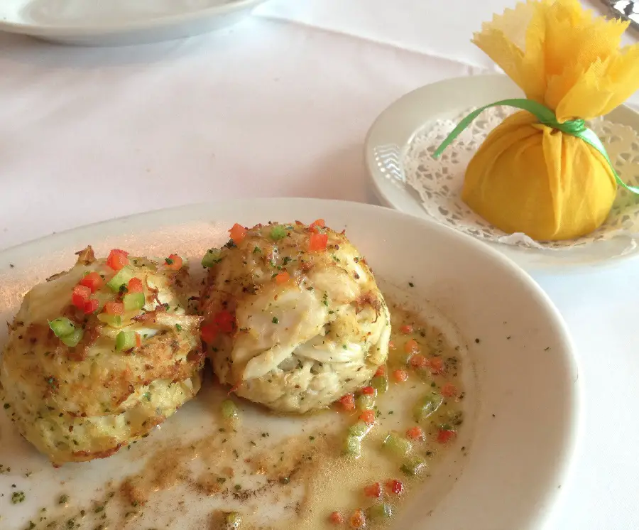 Joe's Stone Crab Jumbo Lump Crab Cakes Copycat Recipe