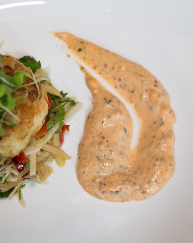 Ruth's Chris Steak House Garlicy White Remoulade Sauce Recipe