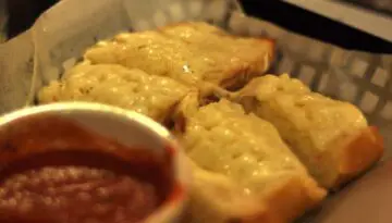 Black Angus Steakhouse Garlic Cheese Bread Recipe