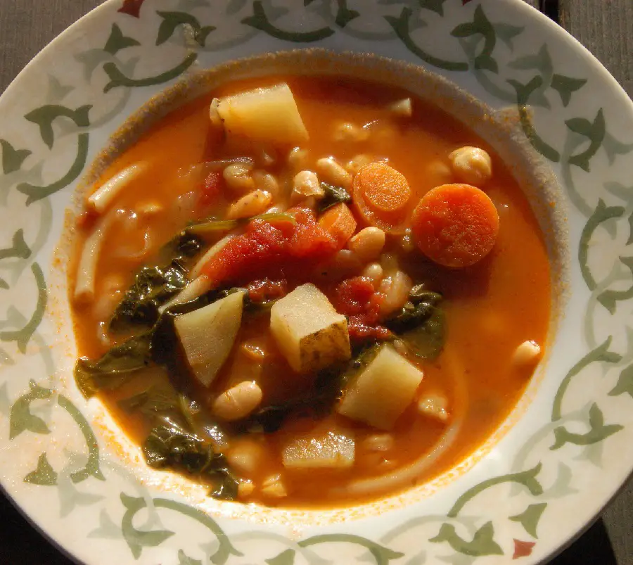 Maggiano's Little Italy Minestrone Soup Recipe