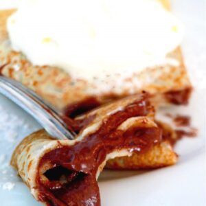 Mimi's Cafe Chocolate Hazelnut & Banana Crepes Recipe