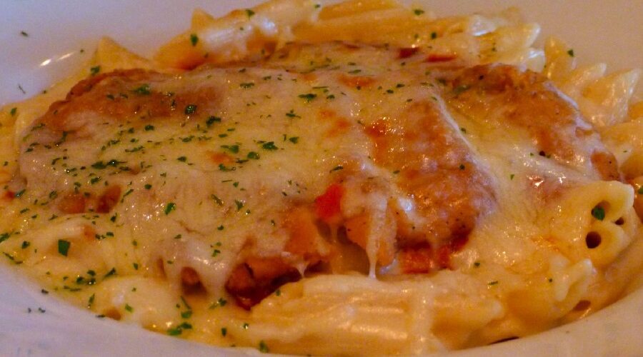 Ruby Tuesday Parmesan Chicken Pasta Recipe