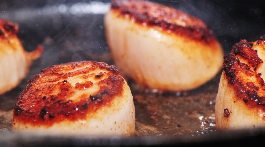 The Capital Grille Seared Sea Scallops with Sweet and Sour Tomatoes Recipe