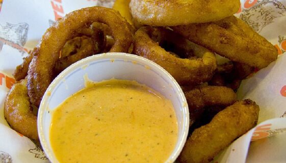 Hooters Beer Battered Onion Rings Recipe