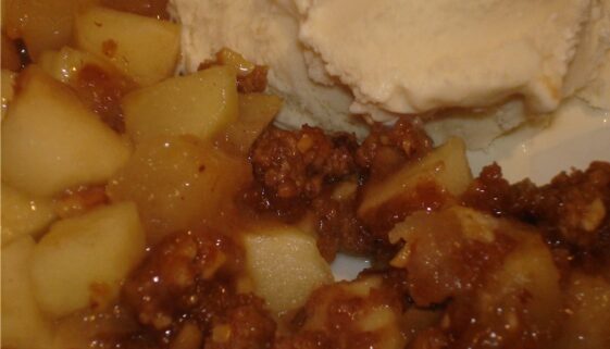 12 Bones Smokehouse Apple Crisp Recipe