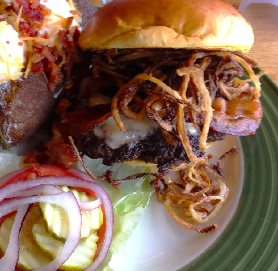 Applebee's Onion Straws on their Cowboy Burger