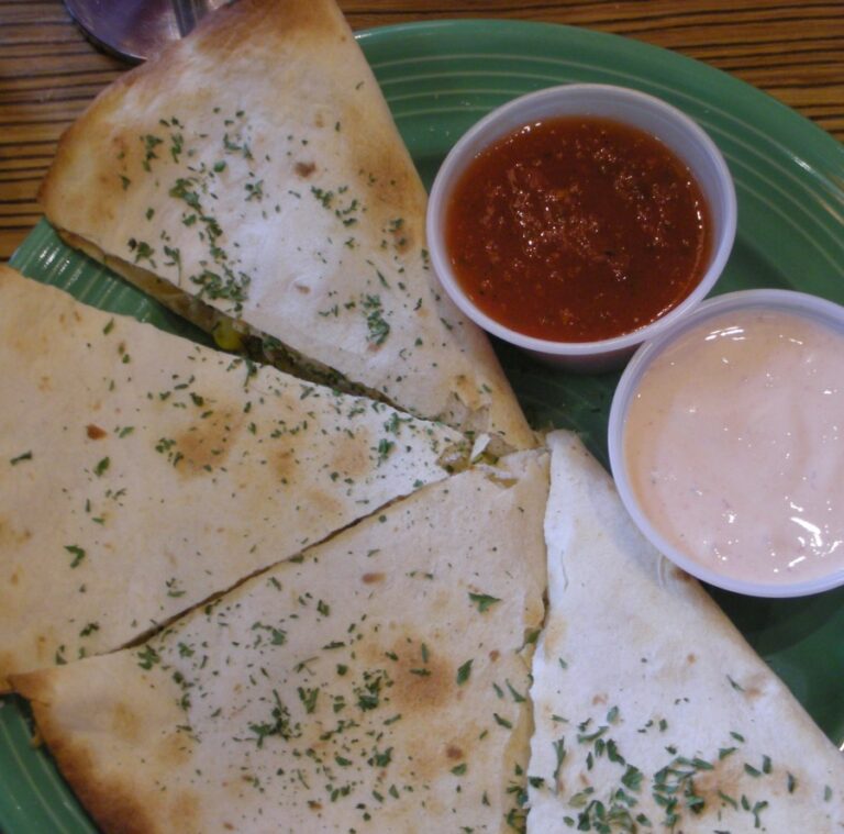 Chili's Ranchero Chicken Quesadilla Recipe Secret Copycat Restaurant