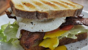 Dairy Queen Iron Grilled Supreme BLT Sandwich Recipe