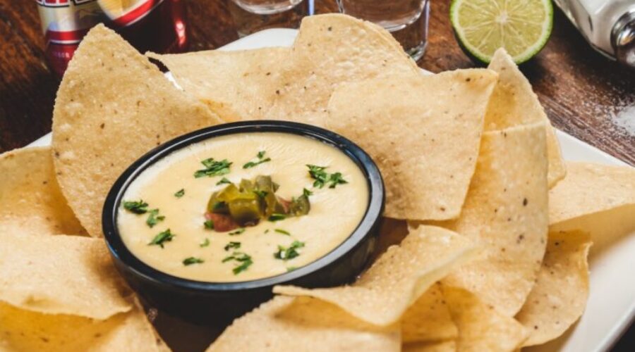 Z'Tejas Chili Con Queso Recipe