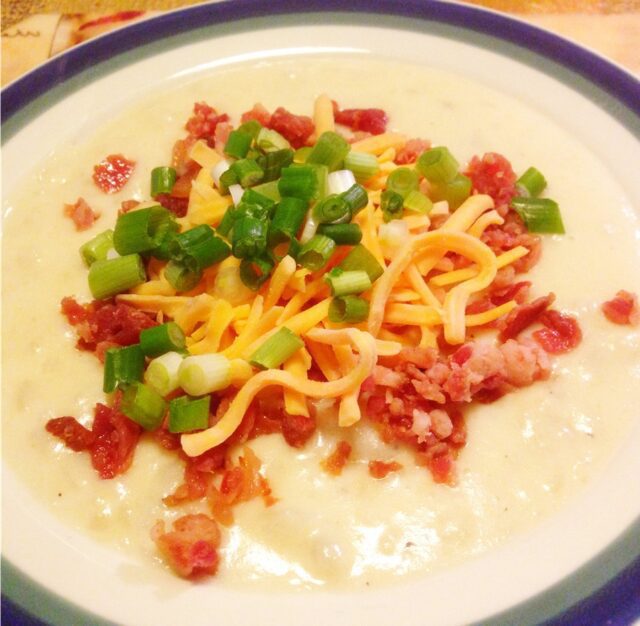 Houlihan's Restaurant & Bar Baked Potato Soup Recipe Secret Copycat