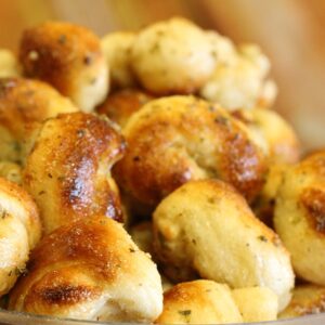 Papa John's Garlic Knots Recipe